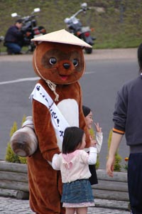 信楽たぬきの着ぐるみ.jpg