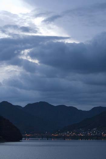 雨雲.jpg