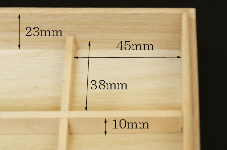チョコ木箱の仕切サイズ表記